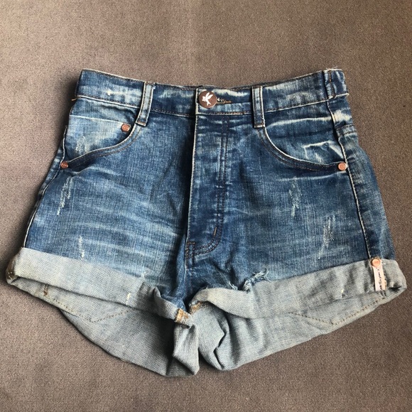 One Teaspoon Harlet High Rise Denim Short, 25 - Picture 2 of 8